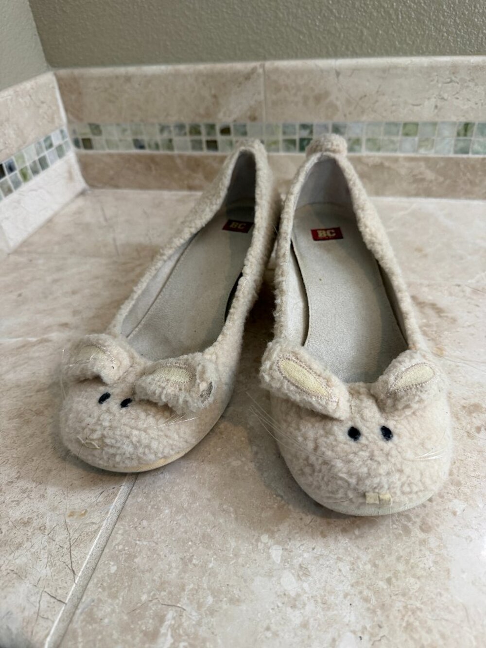 BC Footwear Bunny Wedges Slippers Shoes Hop To It Size 8